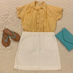 Ann Taylor LOFT white skirt, size 6, nice condition